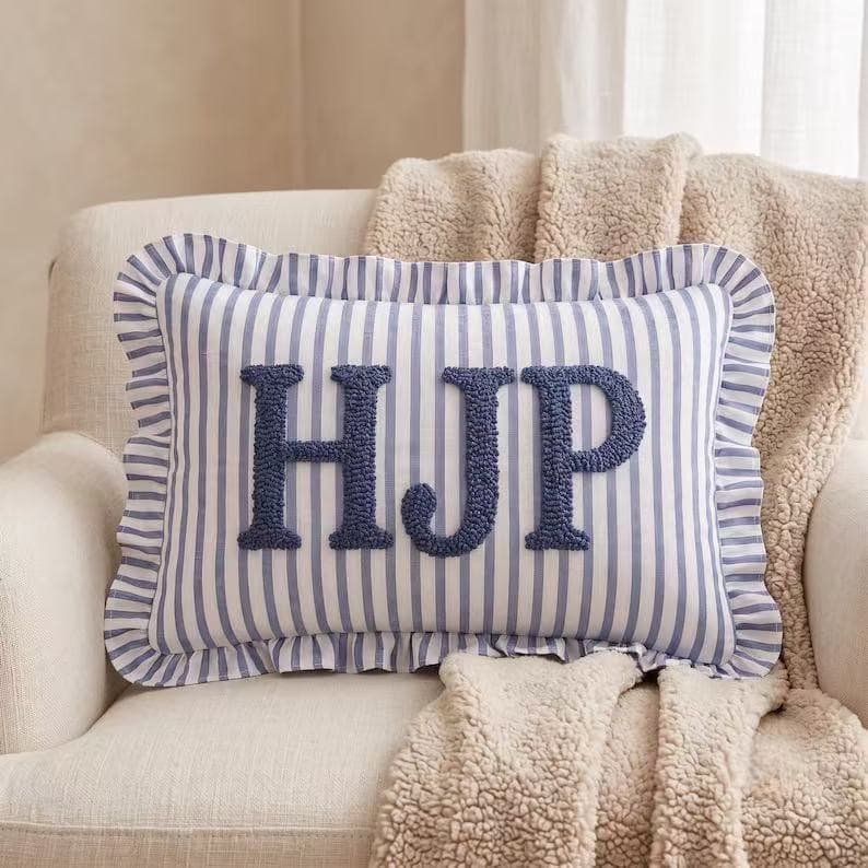 Personalized Letter-Embroidered Throw Pillow For Home Use