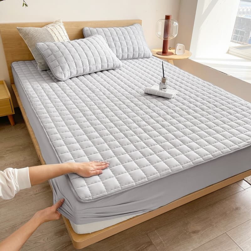 Waterproof And Urine-Proof Mattress Protector Cover